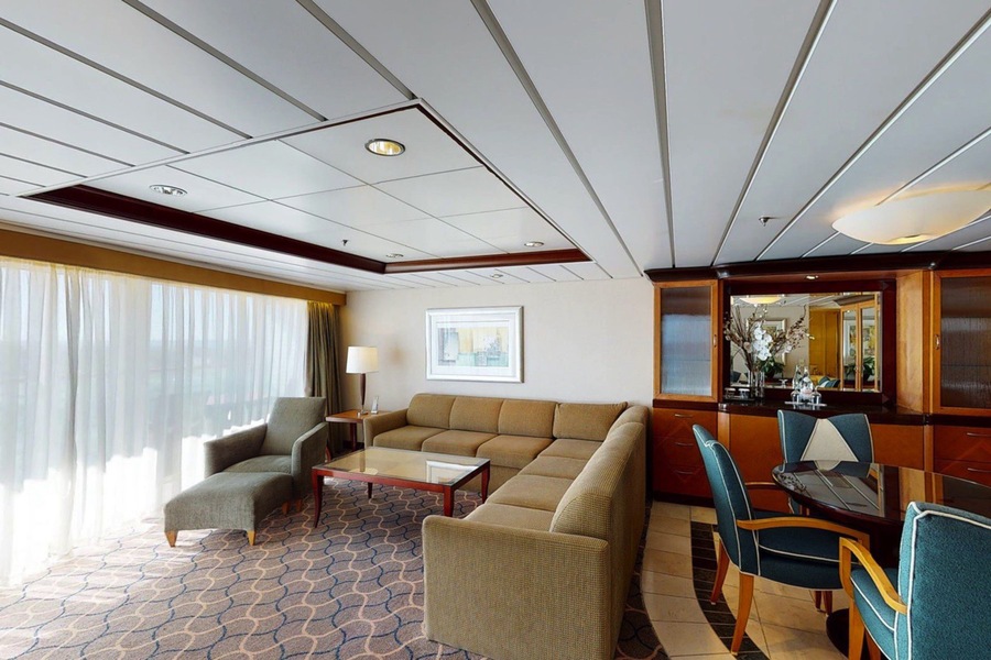 RCI, Mariner, Owner's Suite 1 Bedroom.jpg